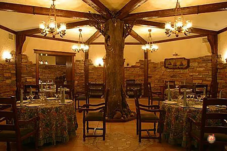 Ресторан «У дуба» в «Демидково» фотография №2
