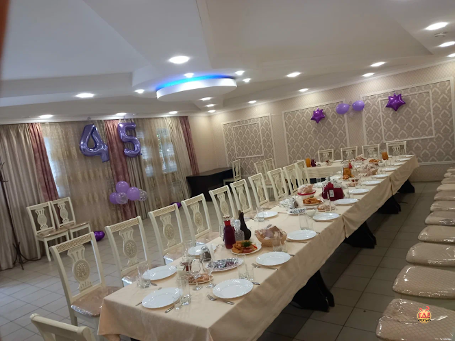 Основной зал  в «Neon» фотография № 1