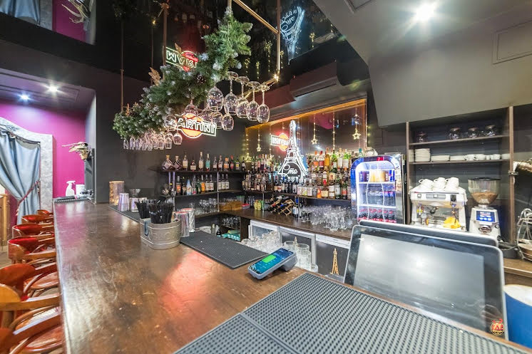 Основной зал в «Сто Друзей» фотография №3