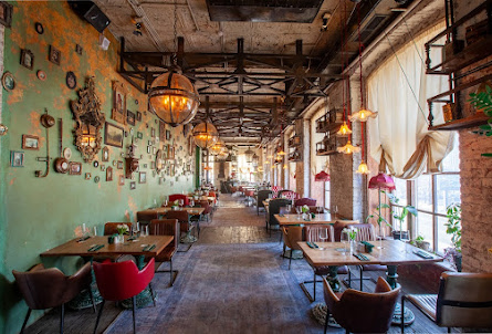 Основной зал в Малый зал до 10 гостей