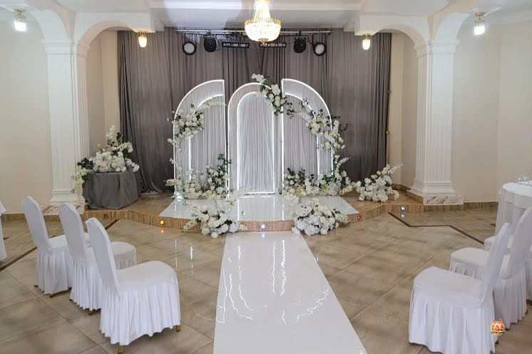 Основной зал  в «Сайран» фотография №9