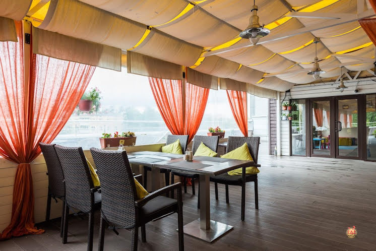 Летняя терраса в «Flash Royal» фотография №7