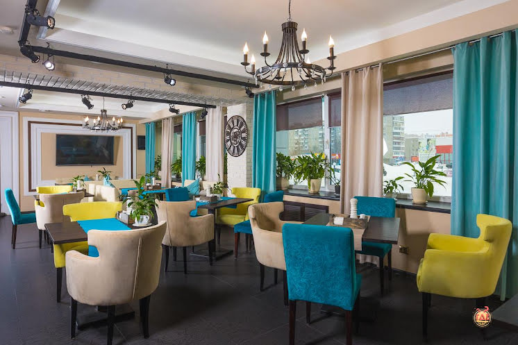 Garden зал в «BierЛога» фотография №13