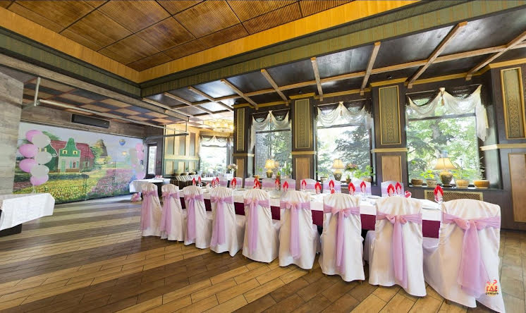 Основной зал в «Фруктовый сад» фотография №10