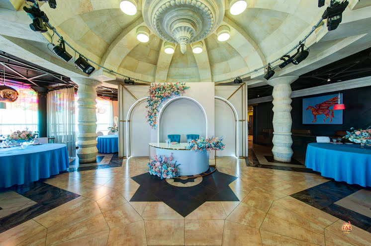 Основной зал в «Планетарий» фотография №2