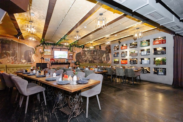 Зал "Брюгге" в «Leuven Belgian Brasserie» фотография №4