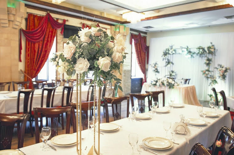 Основной зал в «Мангал» фотография №17