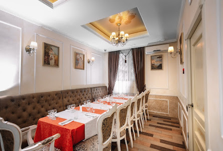 Малый зал в Малый зал