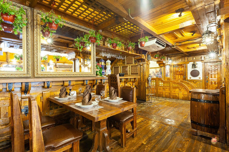 Основной зал в «Вкус Грузии» фотография №9