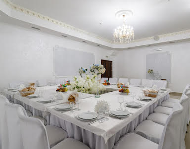  ресторан Империя Плаза