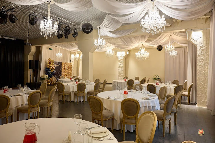 Банкетный зал «Каре» в «Кин-дза-дза» фотография №16