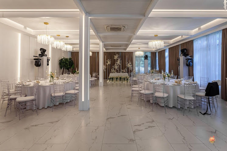 Зал  White в «Двин Холл» фотография №2