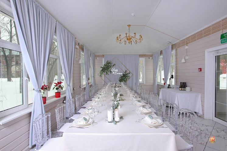 Веранда «Царская Трапеза 1 этаж» в «Усадьба «Гребнево»» фотография №6