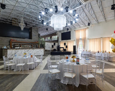  ресторан Конюшня