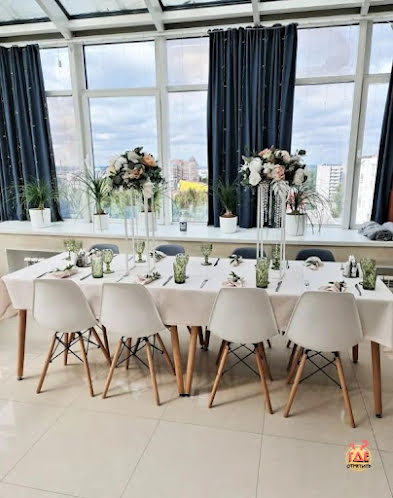 Основной зал в «8 небо» фотография №9