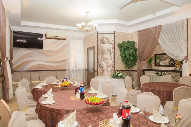 Большой банкетный зал в «Наши Люди» фотография №5