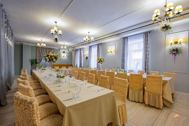 Большой зал в «LovEda  на Кулибина» фотография №2