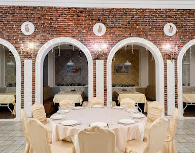  ресторан Иверия на Вокзальном спуске