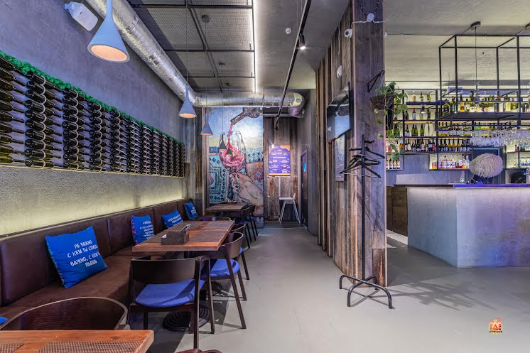 Основной зал  в «Накатули-бар» фотография №9