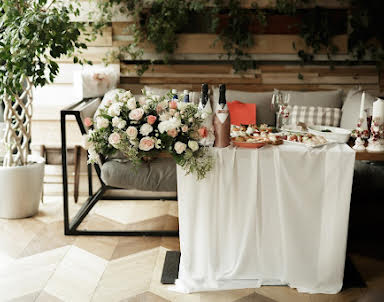  ресторан Bon App Cafe