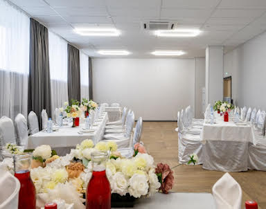  ресторан Амакс Сафар