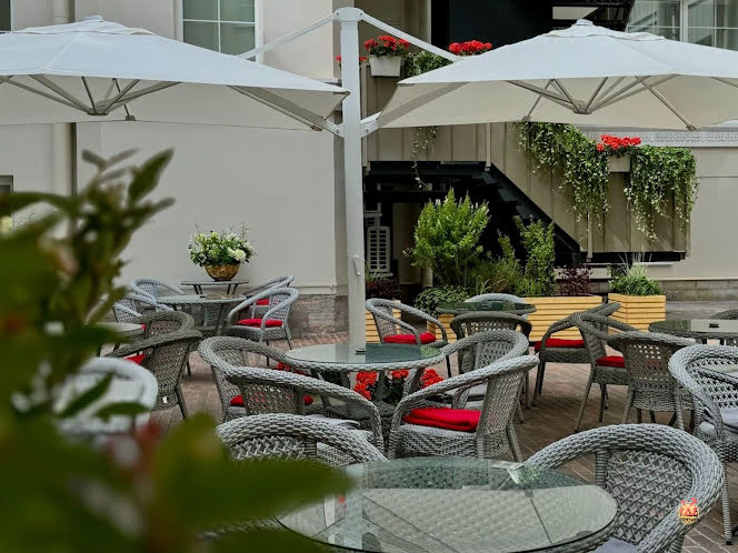 Терраса "Helen's Garden" в «Helen» фотография №6