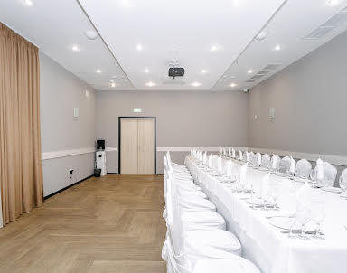  ресторан Амакс Сафар