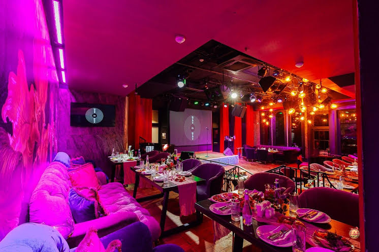 Основной зал в «Bodega» фотография №6