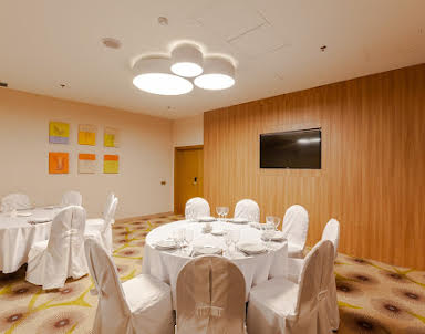  ресторан Edge Seligerskaya-Moscow