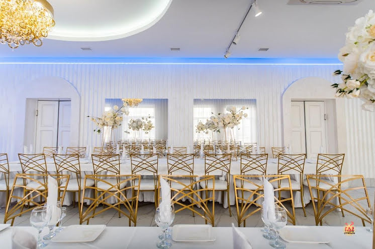 Зал на 65 человек  в «Астория» фотография №14