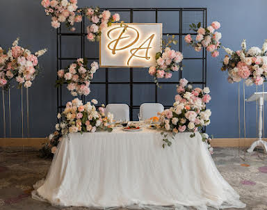  ресторан Nesterov Plaza