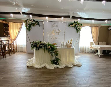  ресторан Поле Чудес