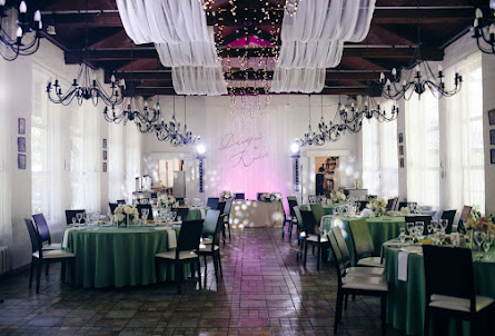 Ресторан в Караоке-зал