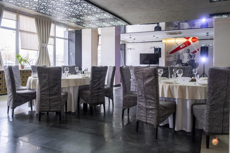 Основной зал в «Чкалов» фотография №13