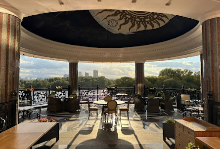 Ротонда  в Малый зал