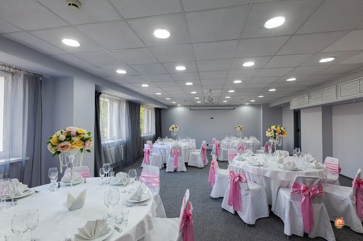 Зал «ЯЛТА» в «Marins Park Hotel Mocква Пражская» фотография №6