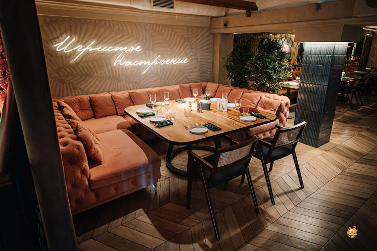 Зал на 2 этаже  в «Mixtura bar» фотография №17