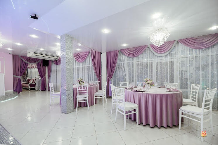 Сиреневый зал в «Кирочный двор» фотография №3