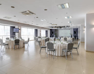  ресторан Marins Park Hotel Novosibirsk