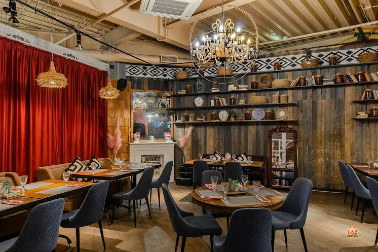 Большой зал  в «Большая кухня» фотография №2