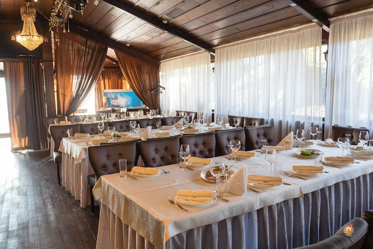 Зал ресторана  в «Астер» фотография №9