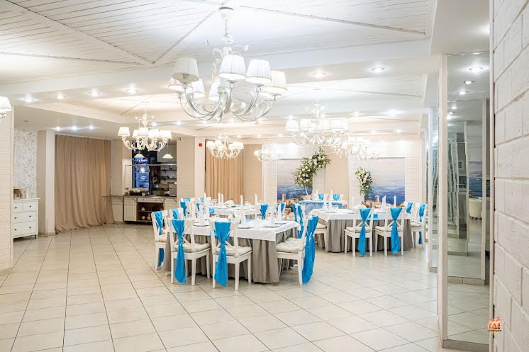 Основной зал в «Море» фотография №7