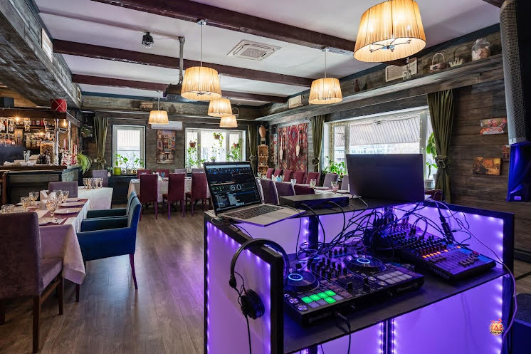 Основной зал в «Тбилисоба» фотография №11