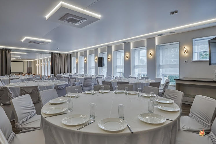 Большой зал в «Иртыш» фотография №15