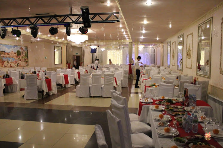 Зал «Шампань»+«Версаль» в «Авиньон» фотография №3