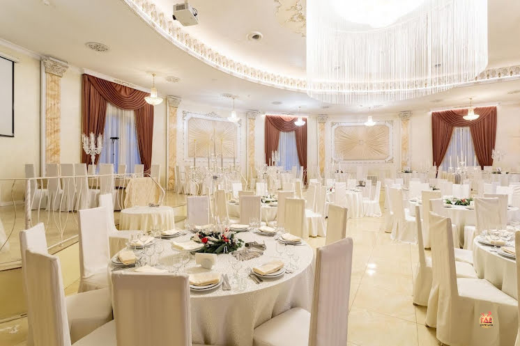 Большой банкетный зал в «Колизей Холл» фотография №8