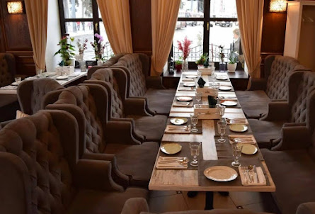 Классический зал в VIP караоке зал