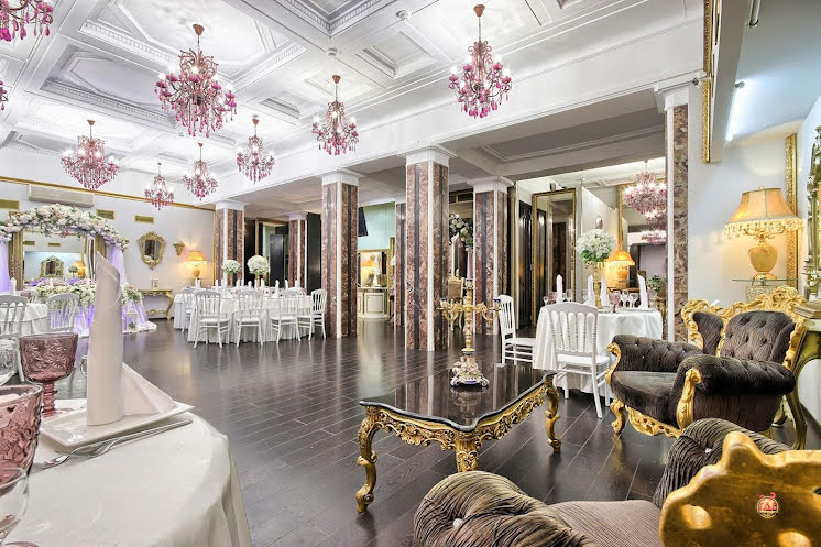 Зал "Ампир" в «Le Glamour» фотография №1