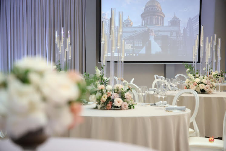 Атриум в «River Palace» фотография №3