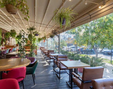  ресторан Rodina южной кухни